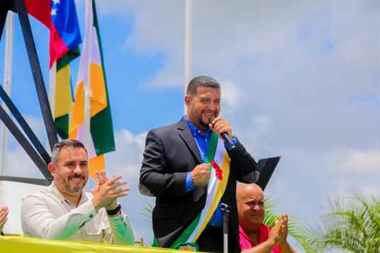 Gobernador Luis Marcano Particip En El Acto De Presentaci N De Los