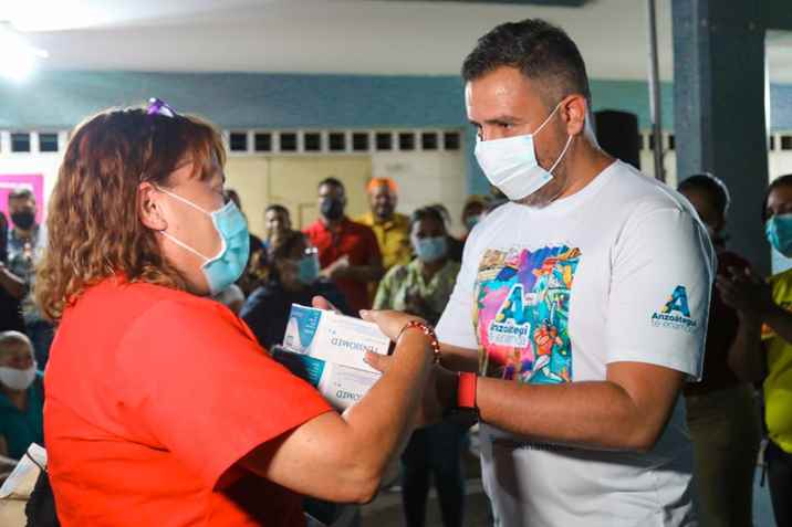 Gobernador entregó más de 70 ayudas técnicas en la Comuna «Por Amor A Chávez» de Sotillo