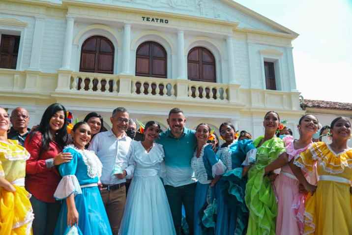 Gobernador Luis Marcano Rehabilitó Centros Culturales
